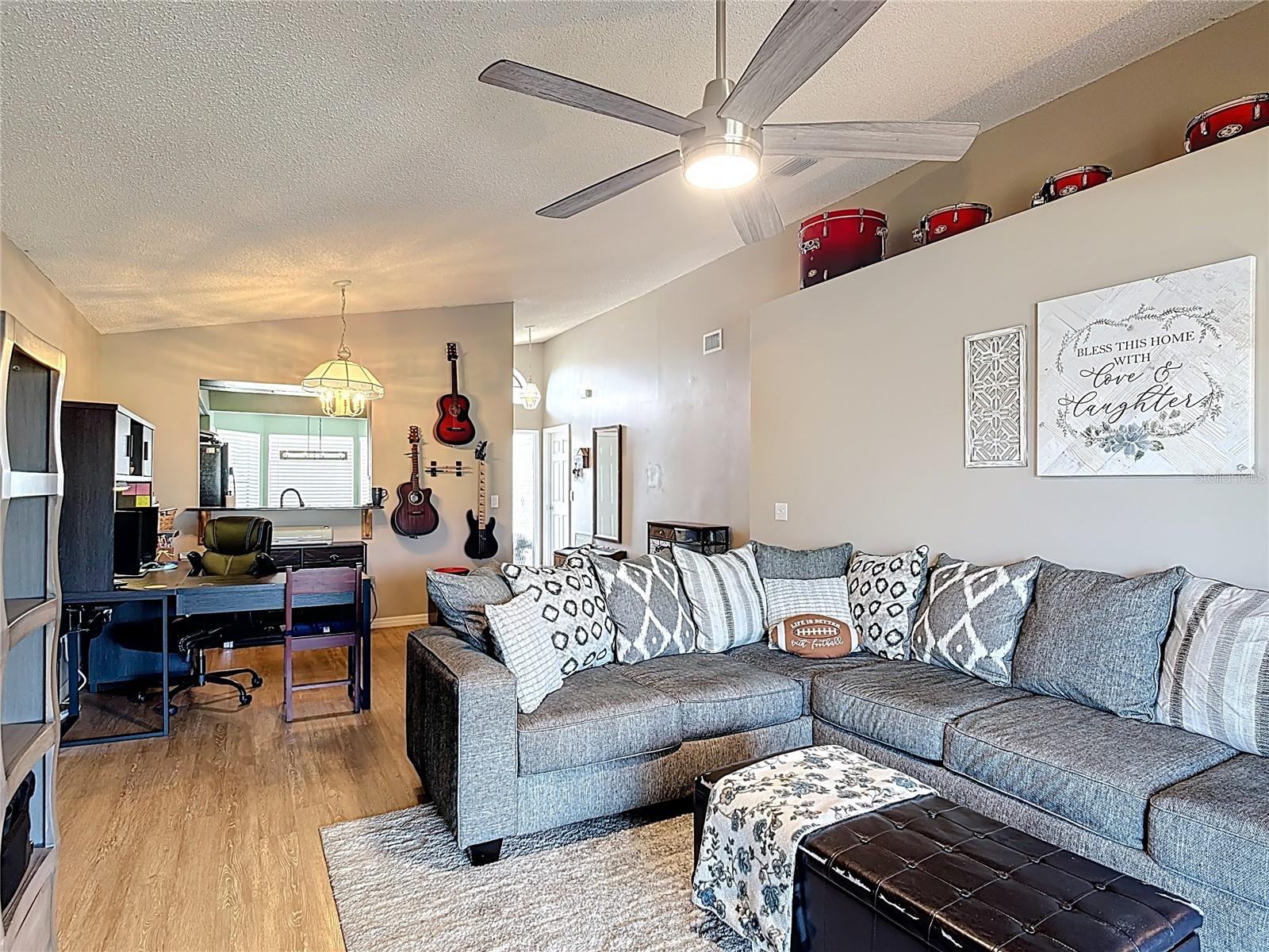 1021 WHALEBONE BAY DR