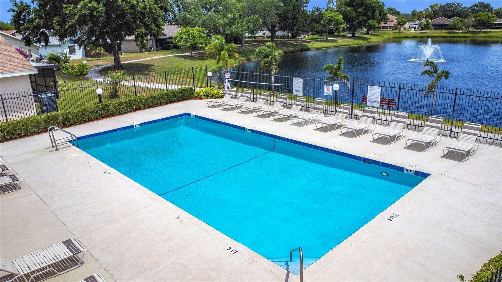 1021 WHALEBONE BAY DR