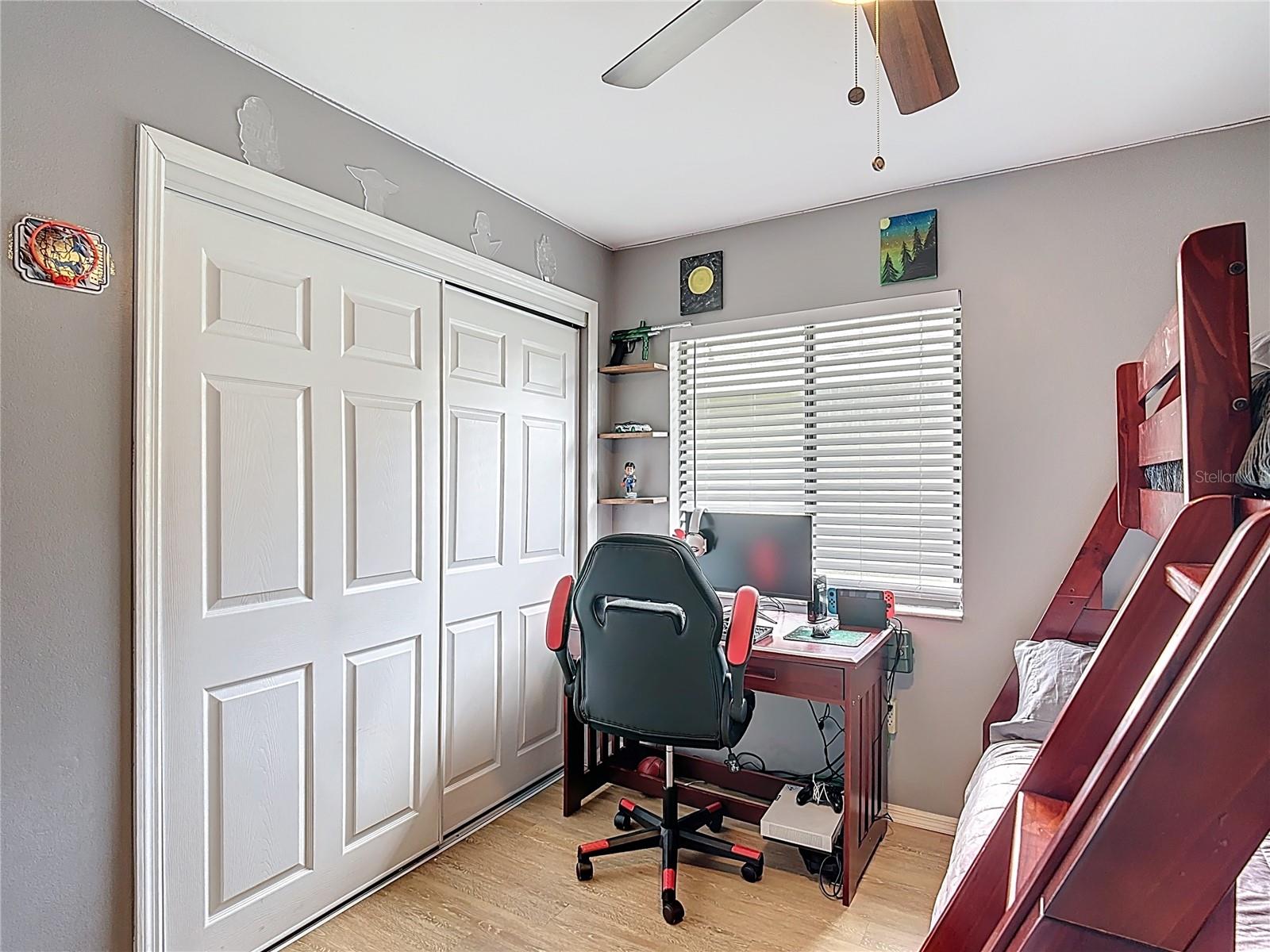 1021 WHALEBONE BAY DR