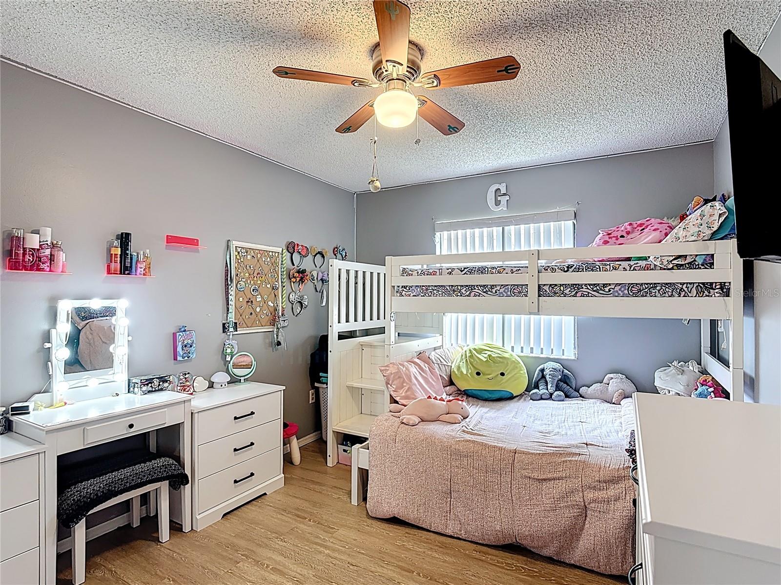 1021 WHALEBONE BAY DR