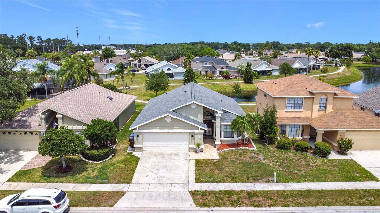 1021 WHALEBONE BAY DR