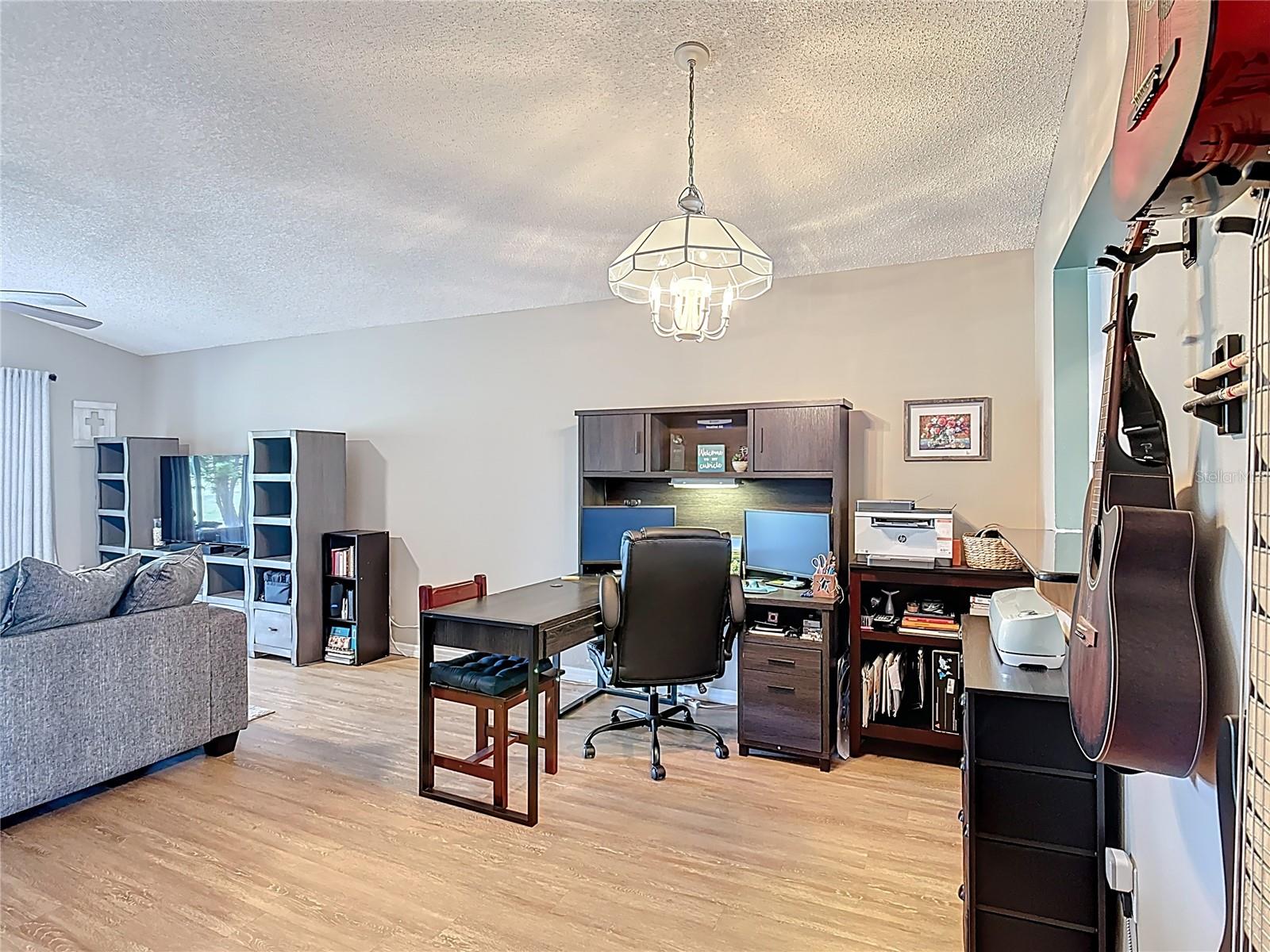 1021 WHALEBONE BAY DR