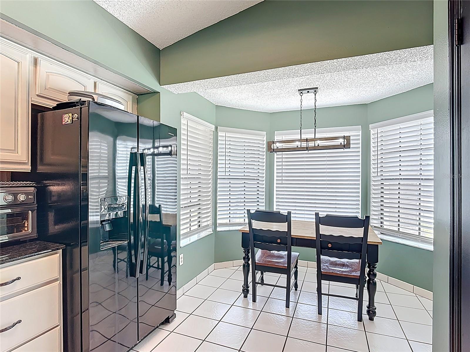 1021 WHALEBONE BAY DR