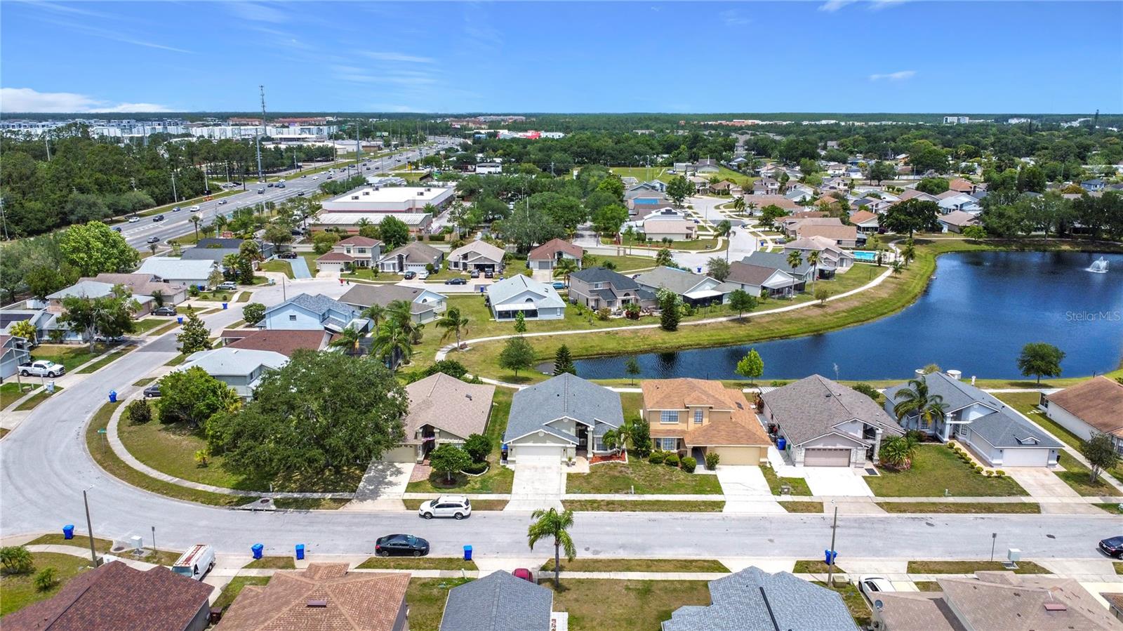 1021 WHALEBONE BAY DR