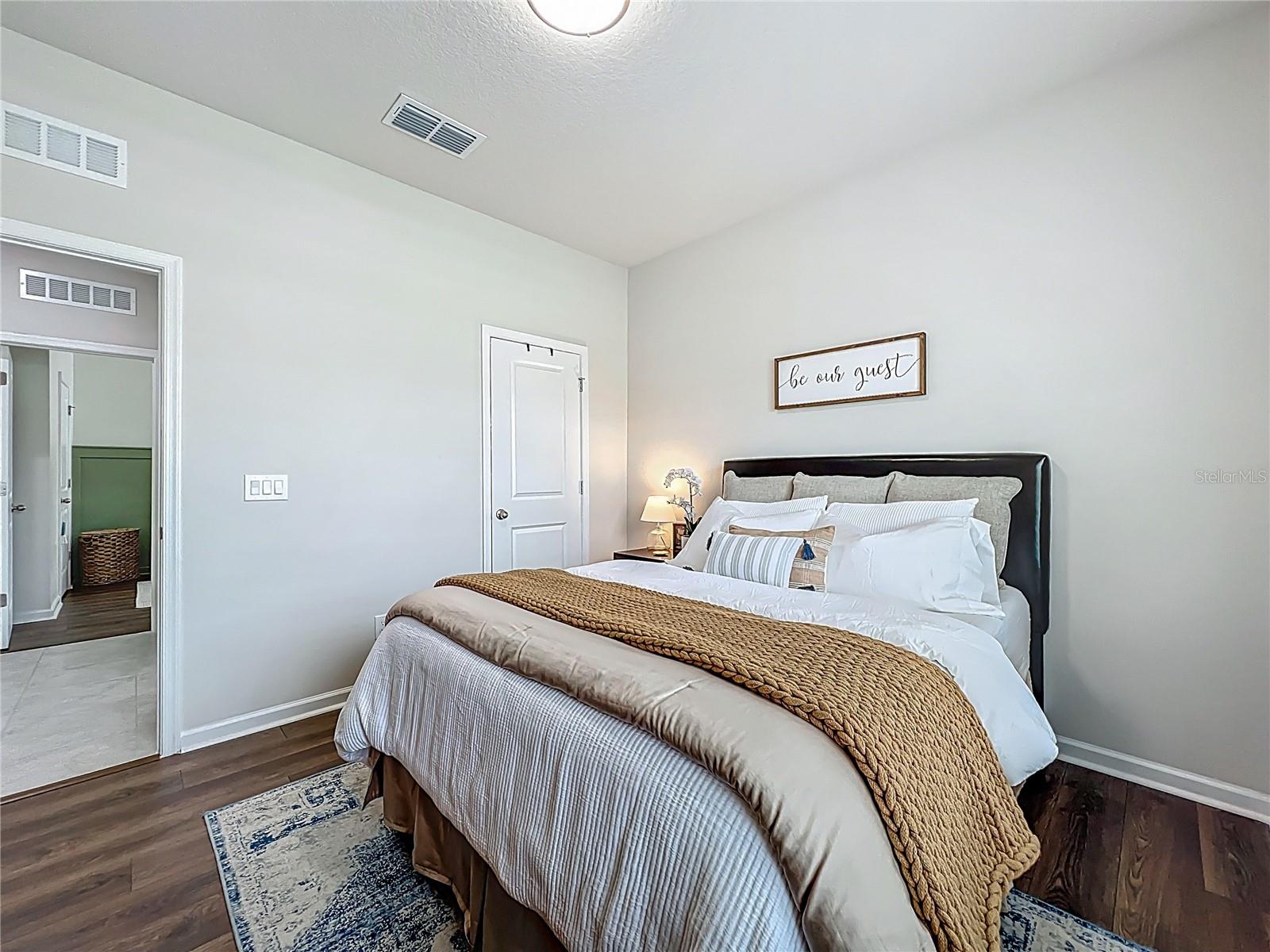 3849 KIMBOLTON WAY