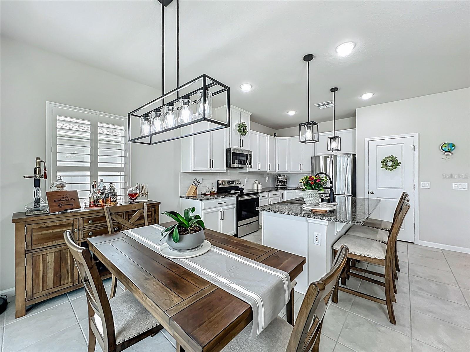 3849 KIMBOLTON WAY