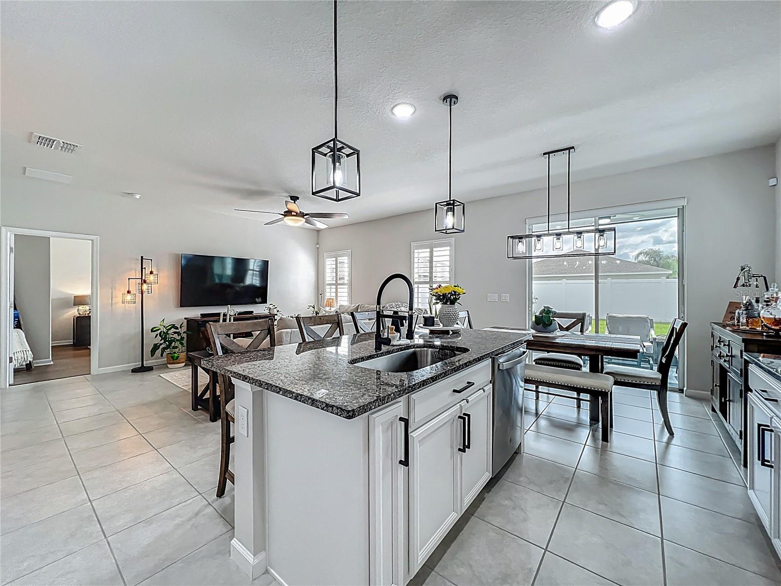 3849 KIMBOLTON WAY