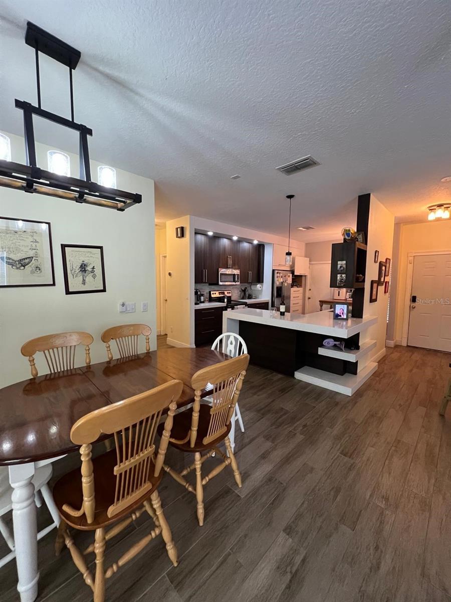 2873 FALLING TREE CIR