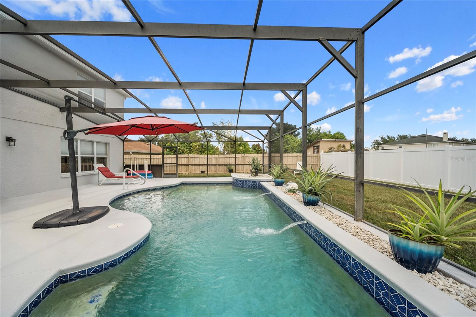 515 SOUTHRIDGE RD