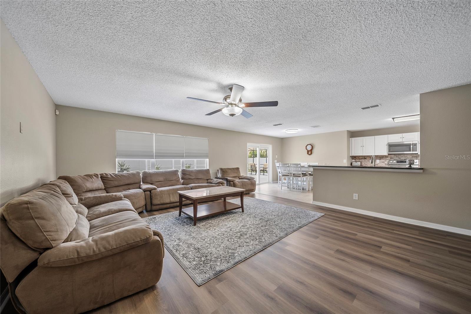 515 SOUTHRIDGE RD