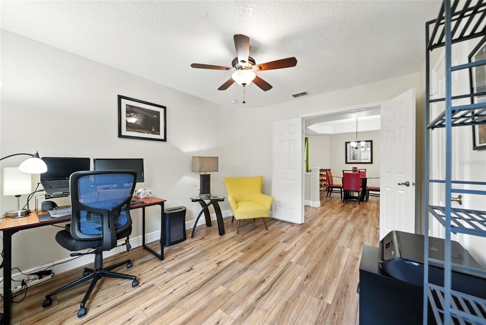 829 CURA CT