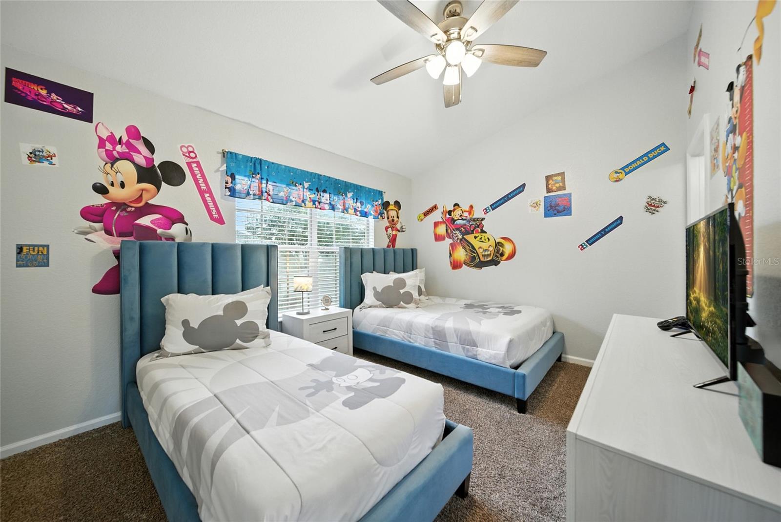 7694 SIR KAUFMANN CT