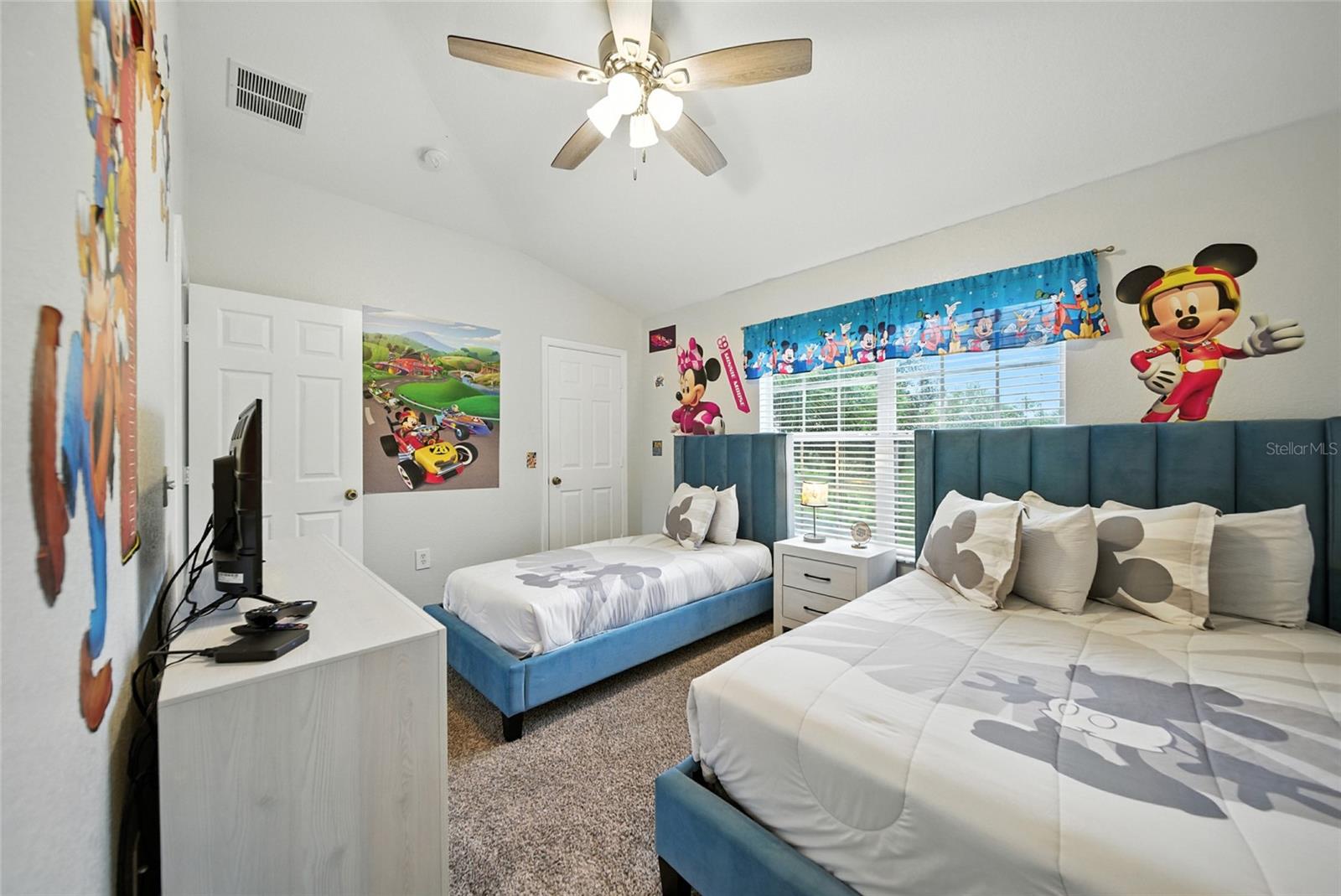 7694 SIR KAUFMANN CT