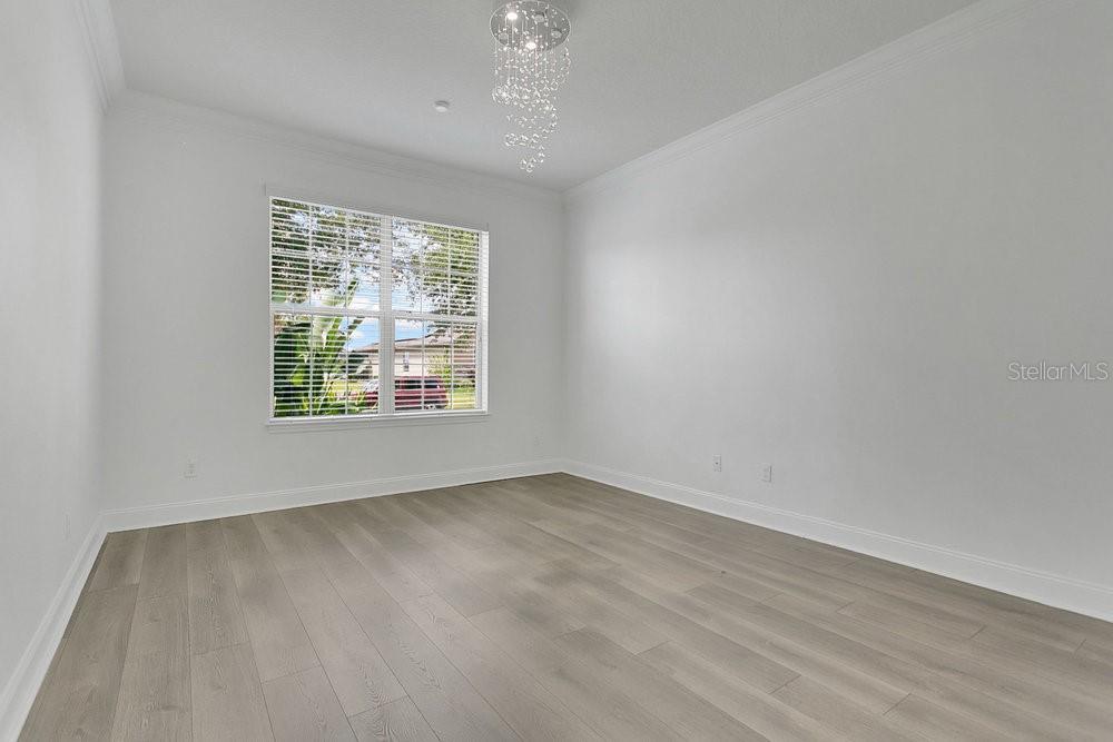 14105 LARKSPUR LAKE DR