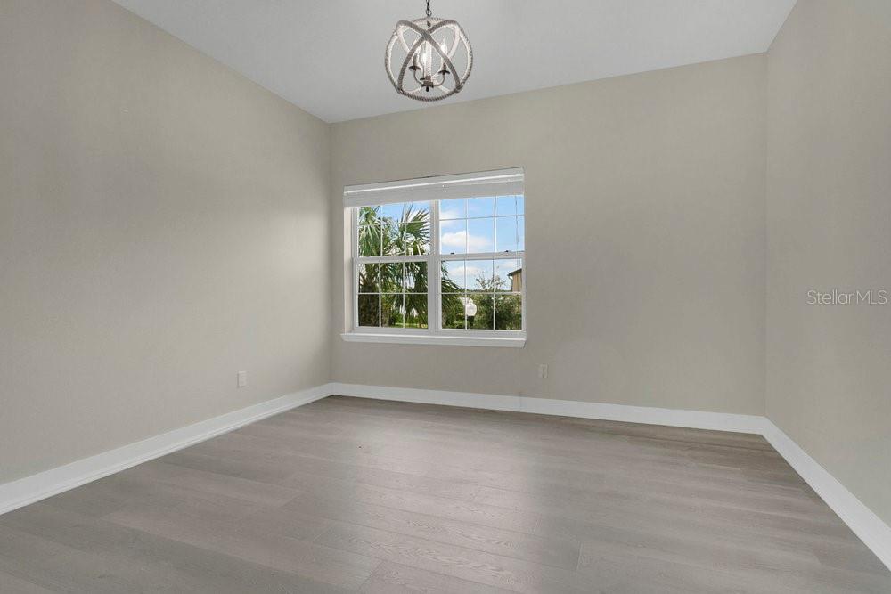 14105 LARKSPUR LAKE DR