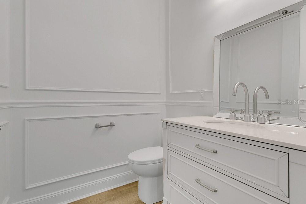 14105 LARKSPUR LAKE DR