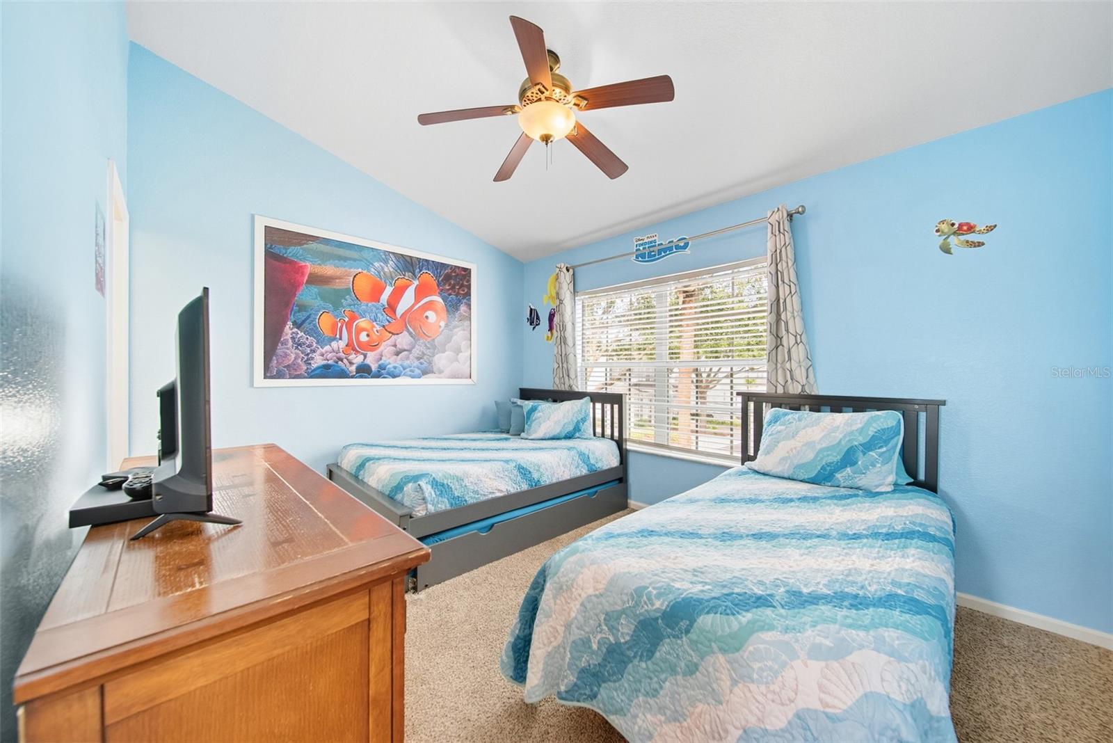 7682 SIR KAUFMANN CT