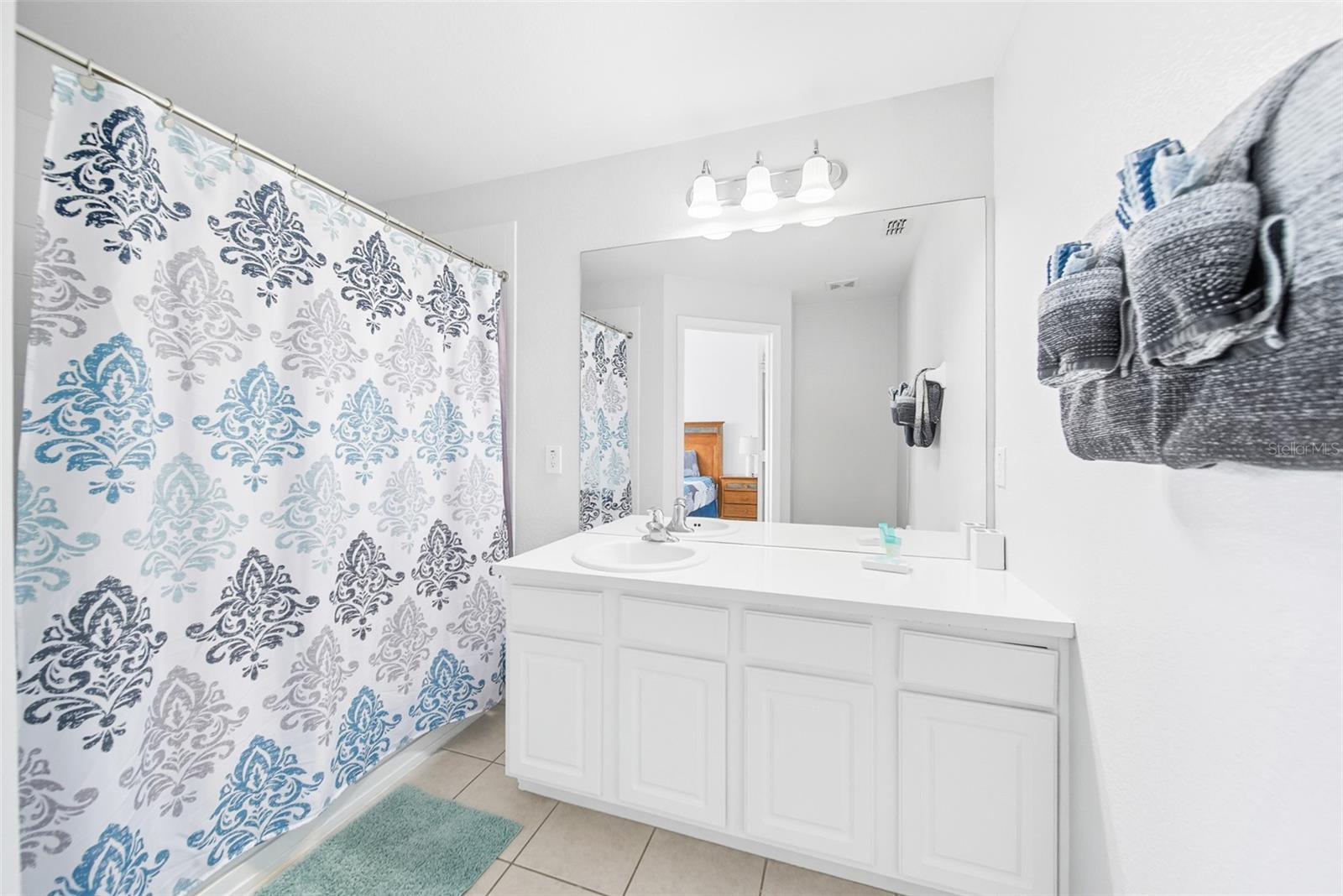 7682 SIR KAUFMANN CT