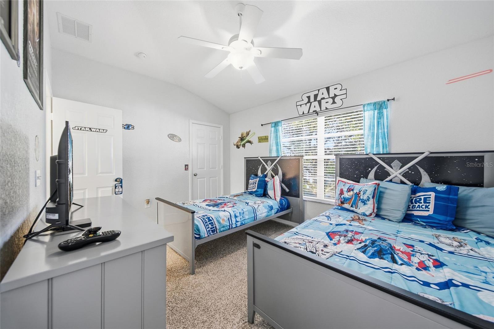 7678 SIR KAUFMANN CT