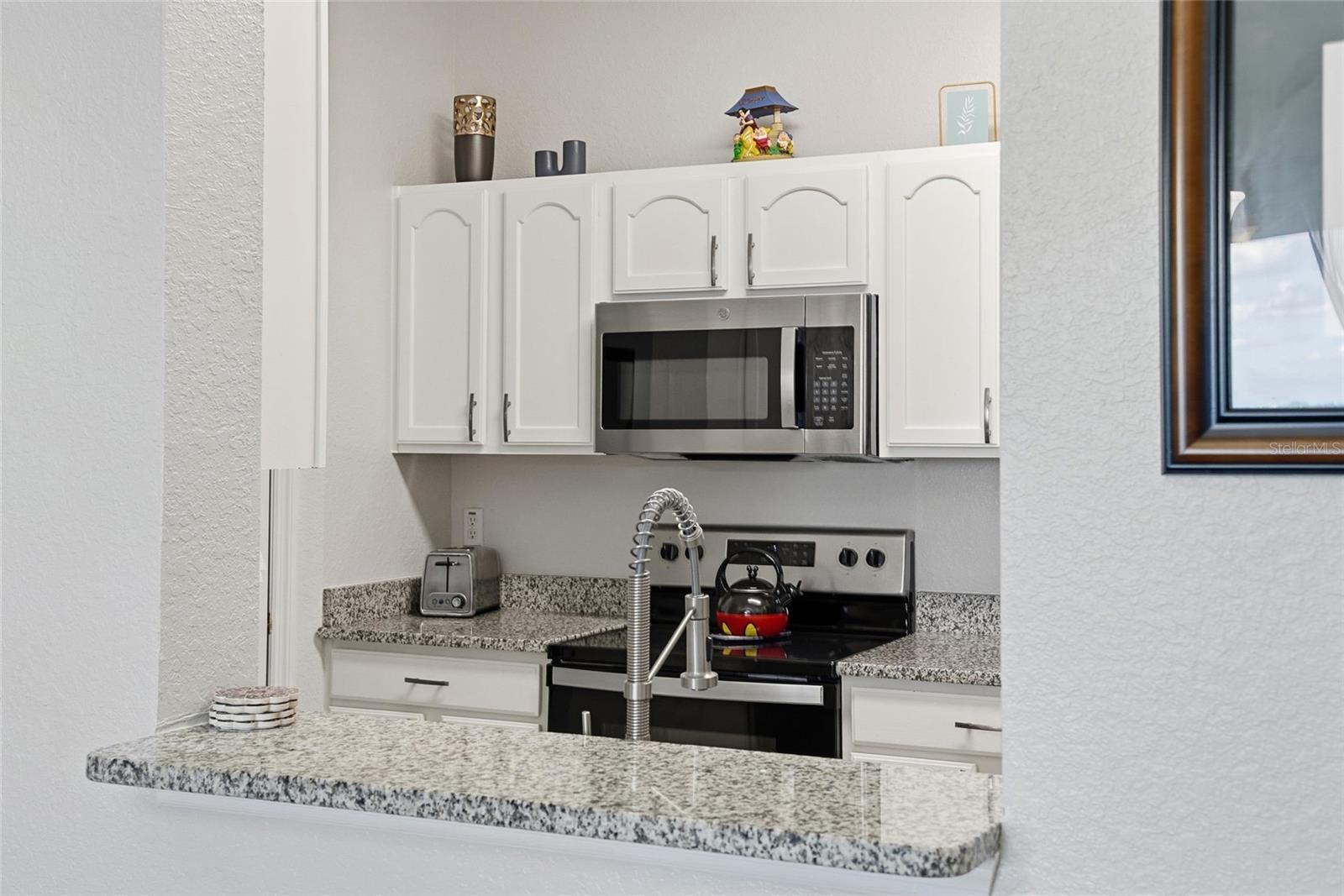 2778 ALMATON LOOP #402