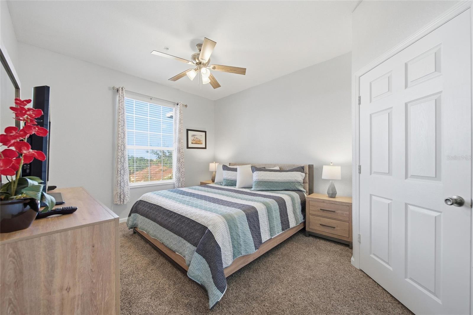 2778 ALMATON LOOP #402