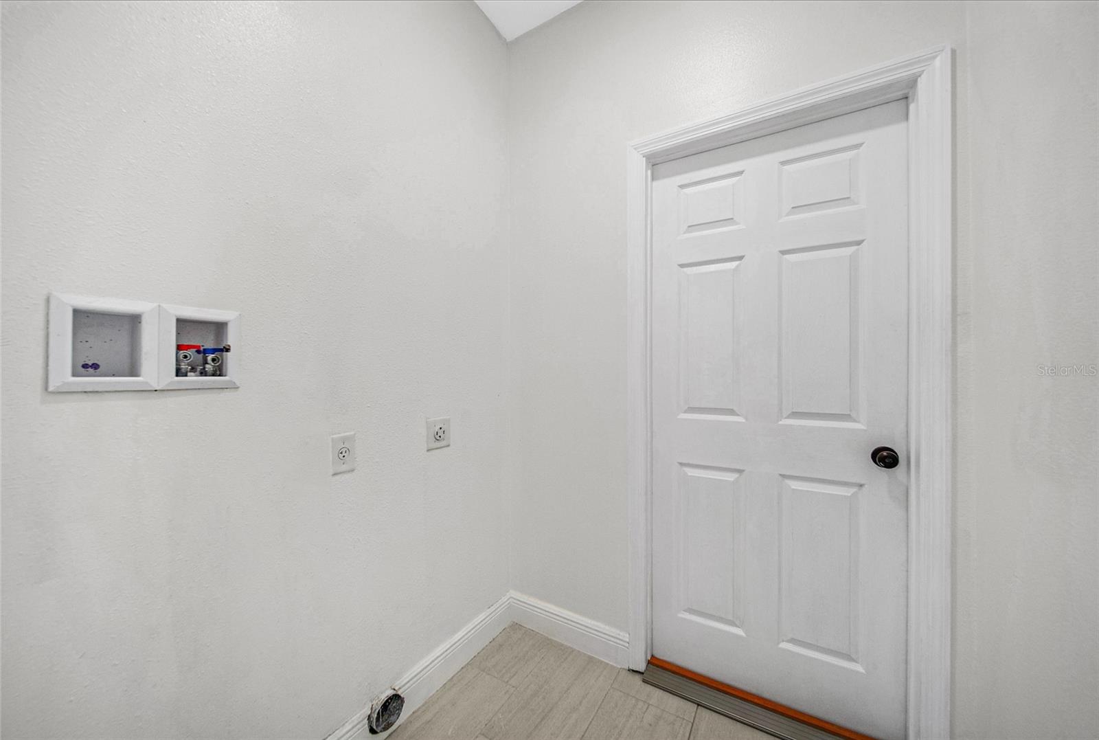 14512 BAHAMA SWALLOW BLVD