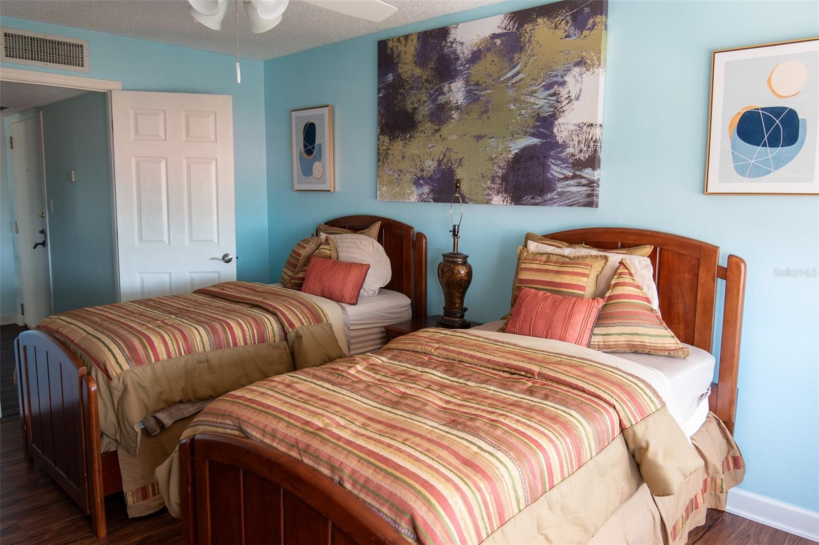 2947 S ATLANTIC AVE #606