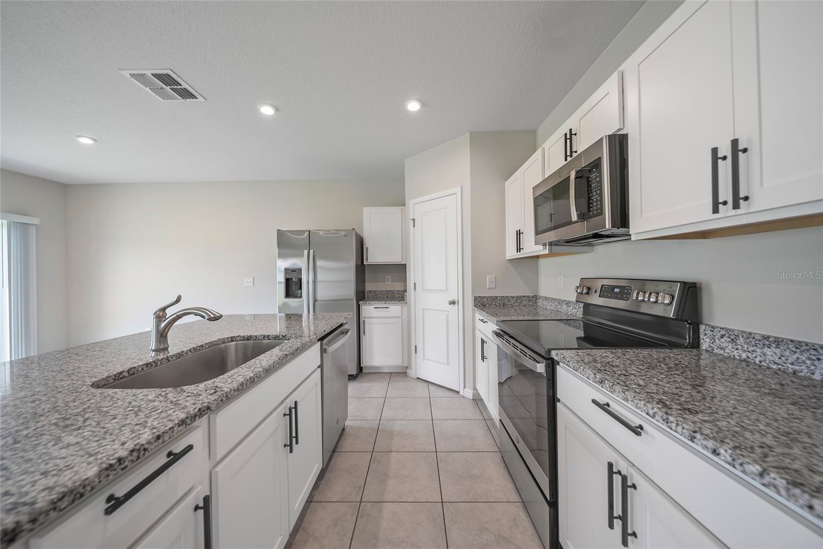 489 PANARO LN