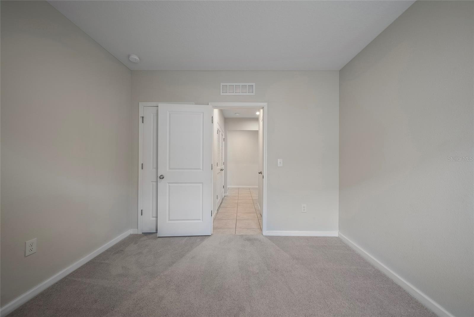 489 PANARO LN