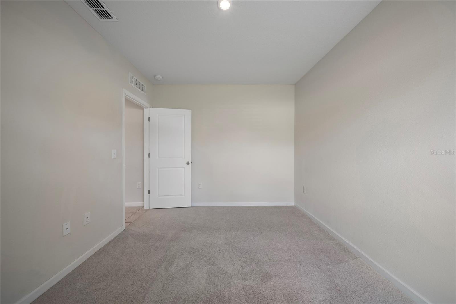 489 PANARO LN