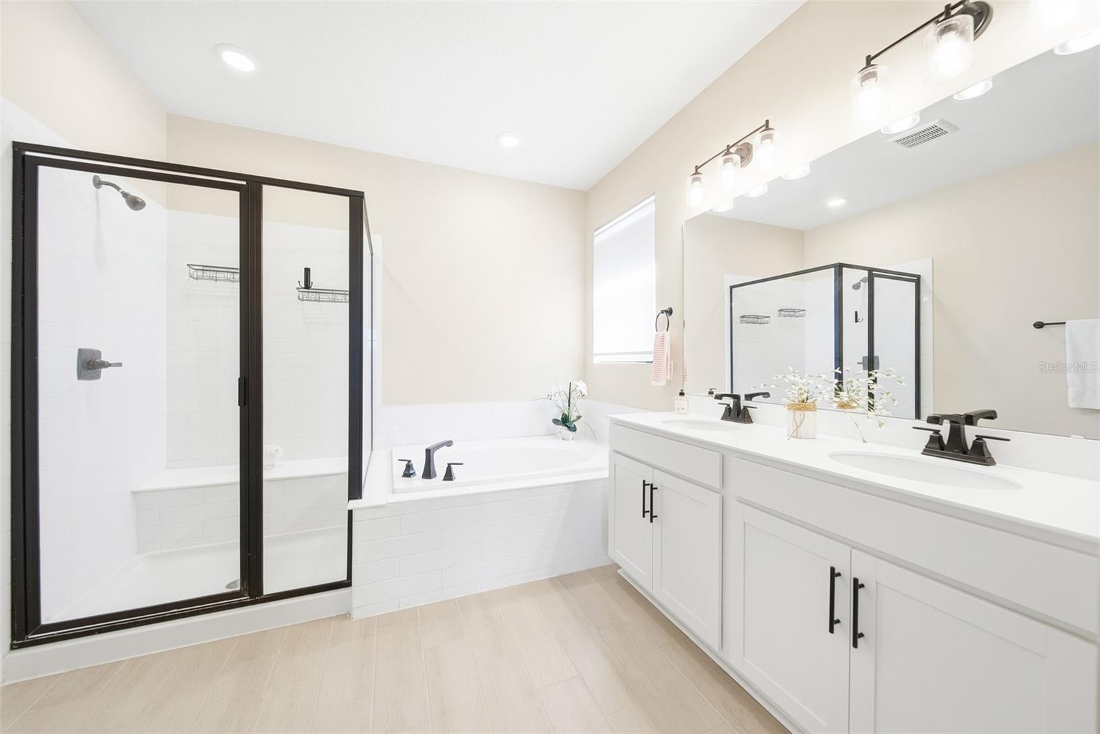 253 HILLTOP BLOOM LOOP