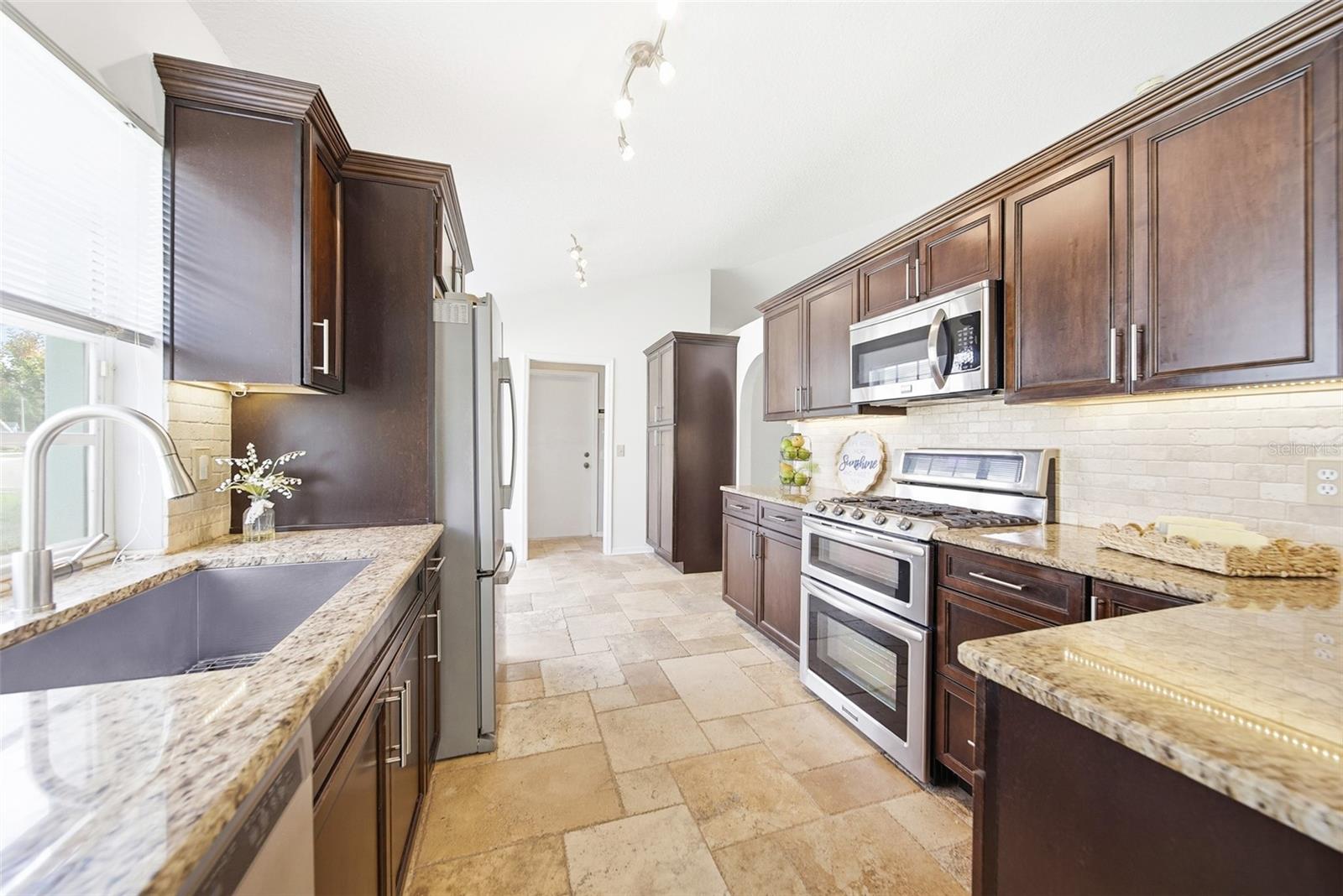 10836 CHERRY OAK CIR