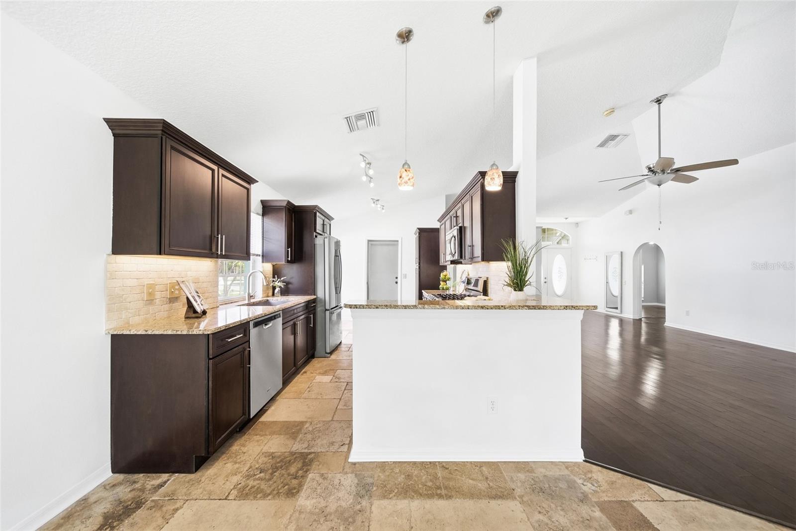 10836 CHERRY OAK CIR