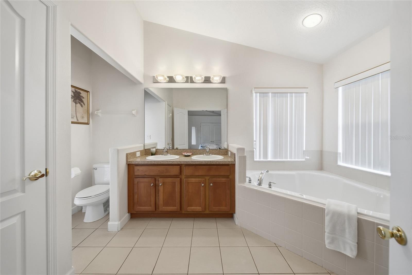 723 OLD BRIDGE CIR