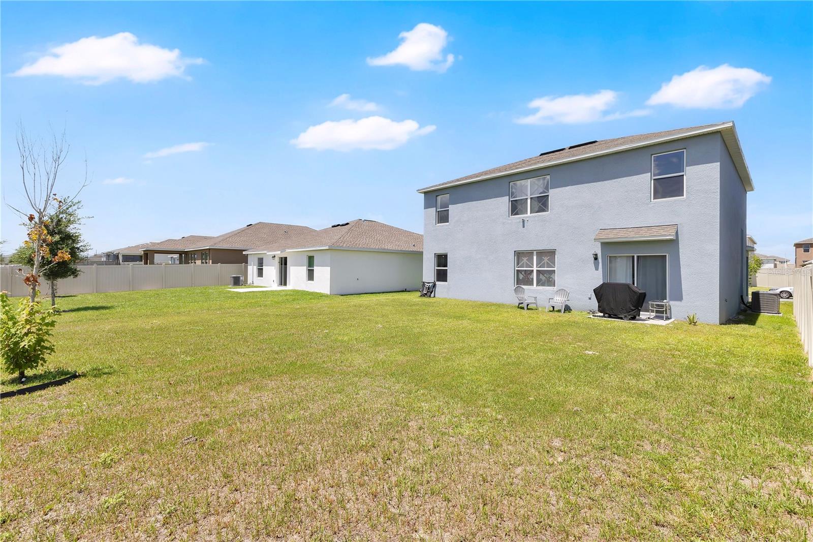 831 TURNER LN