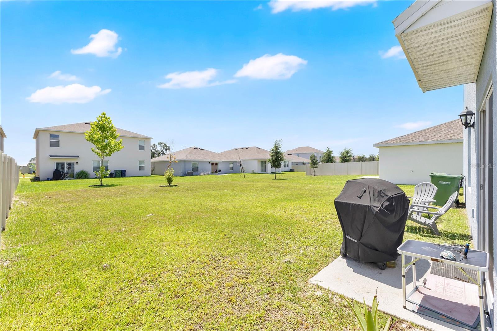831 TURNER LN
