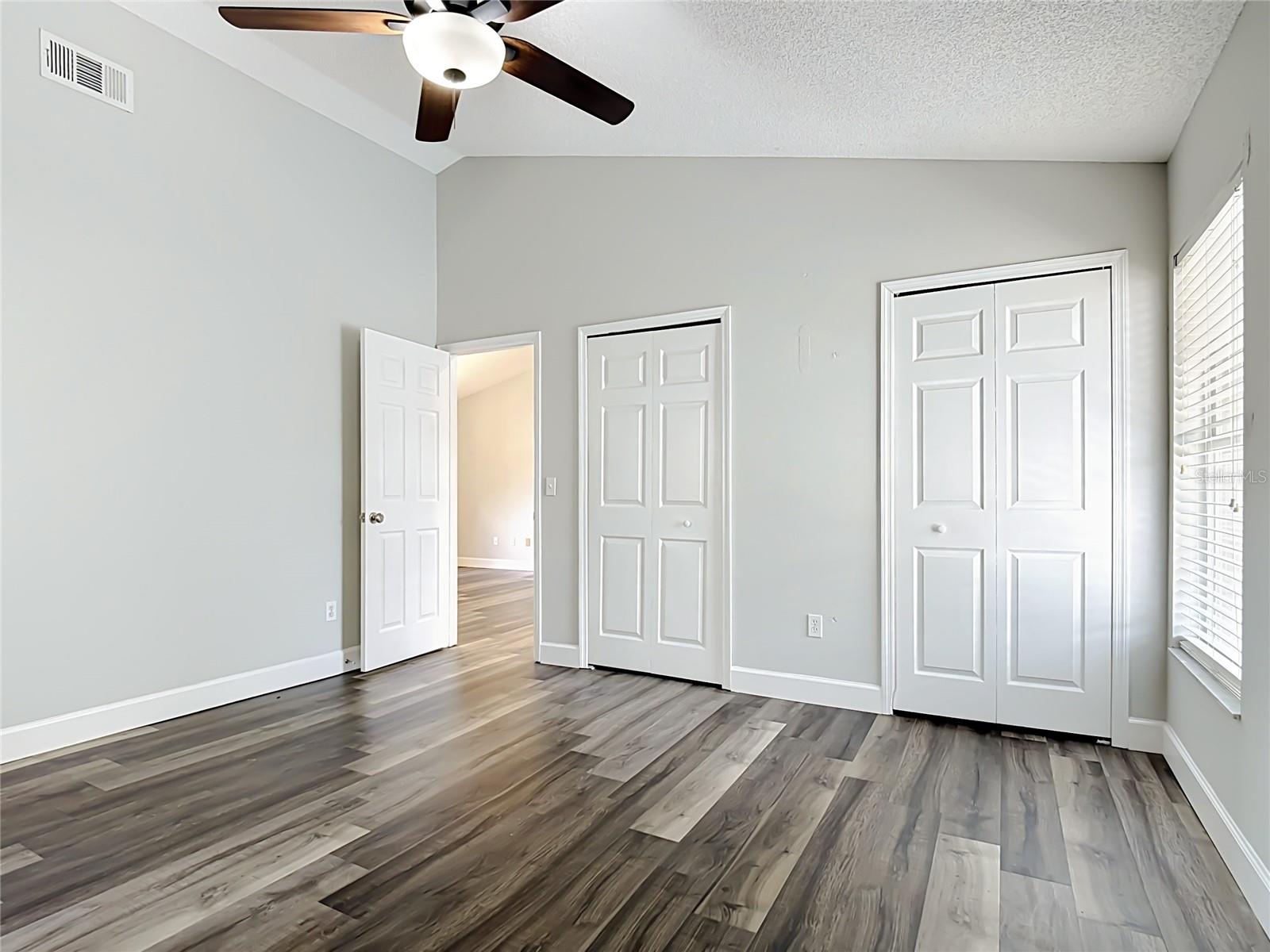 227 ROBBINS REST CIR