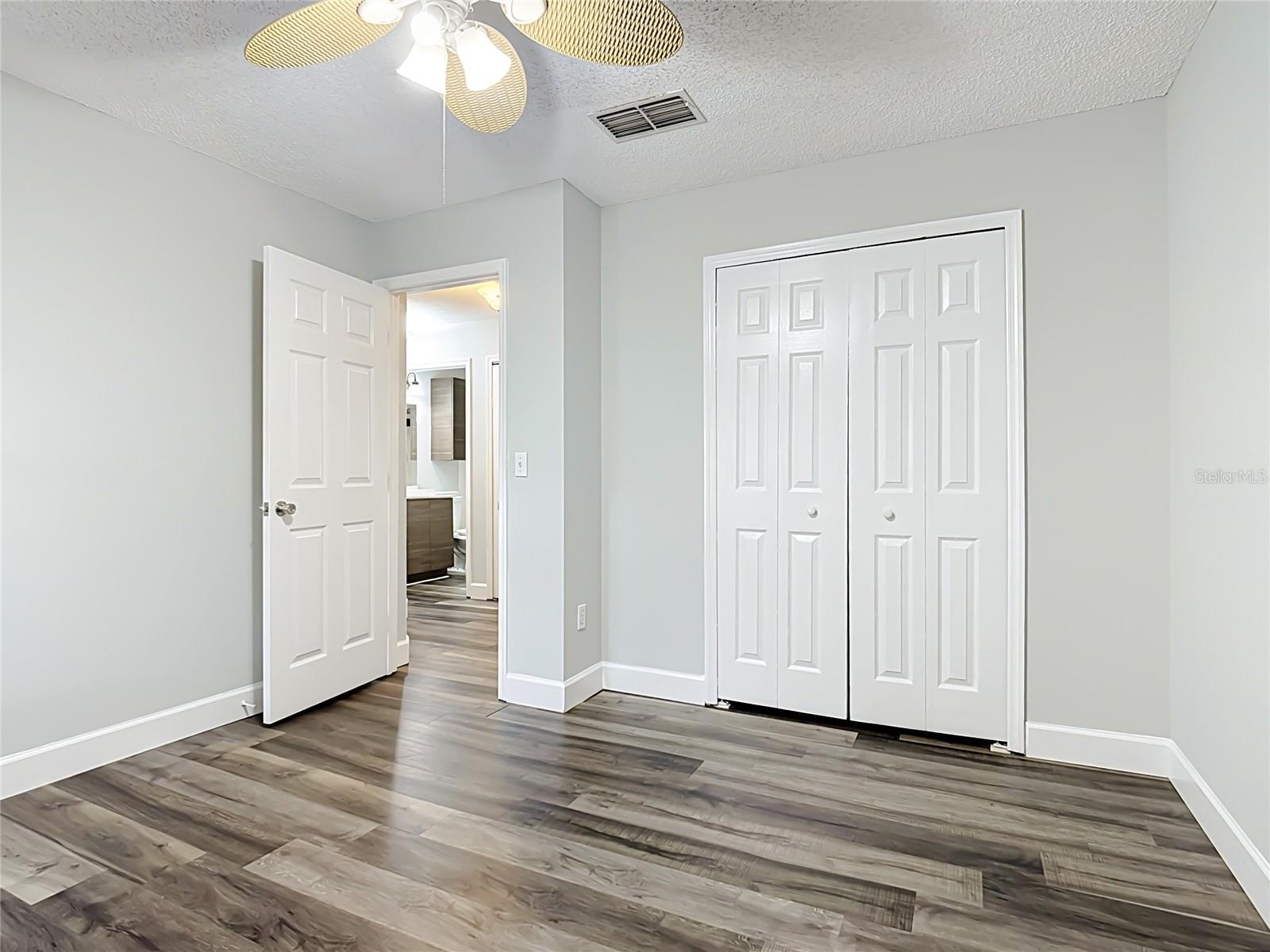 227 ROBBINS REST CIR