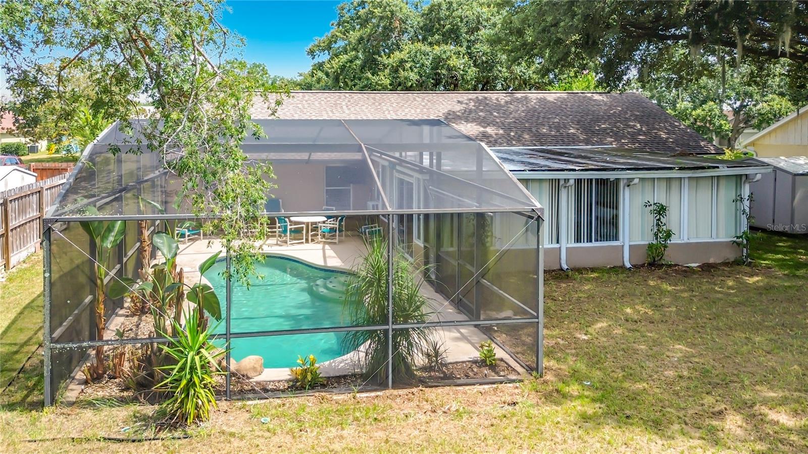 227 ROBBINS REST CIR