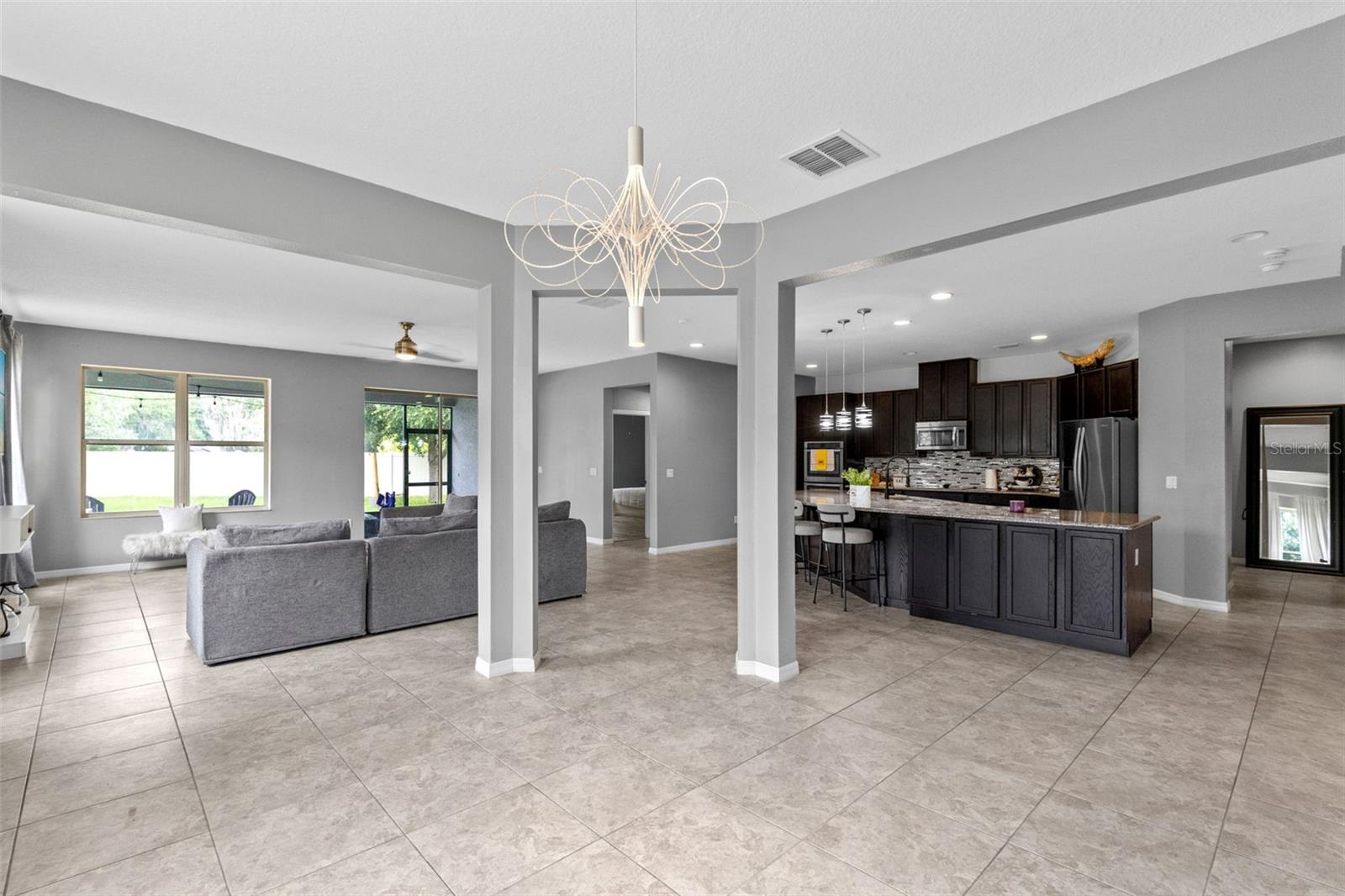 1553 PINE MARSH LOOP