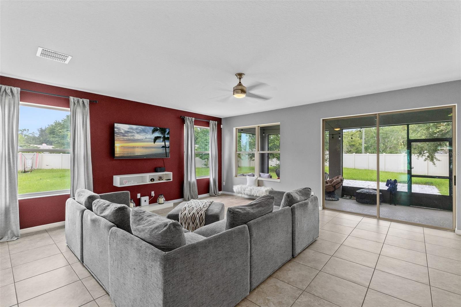 1553 PINE MARSH LOOP