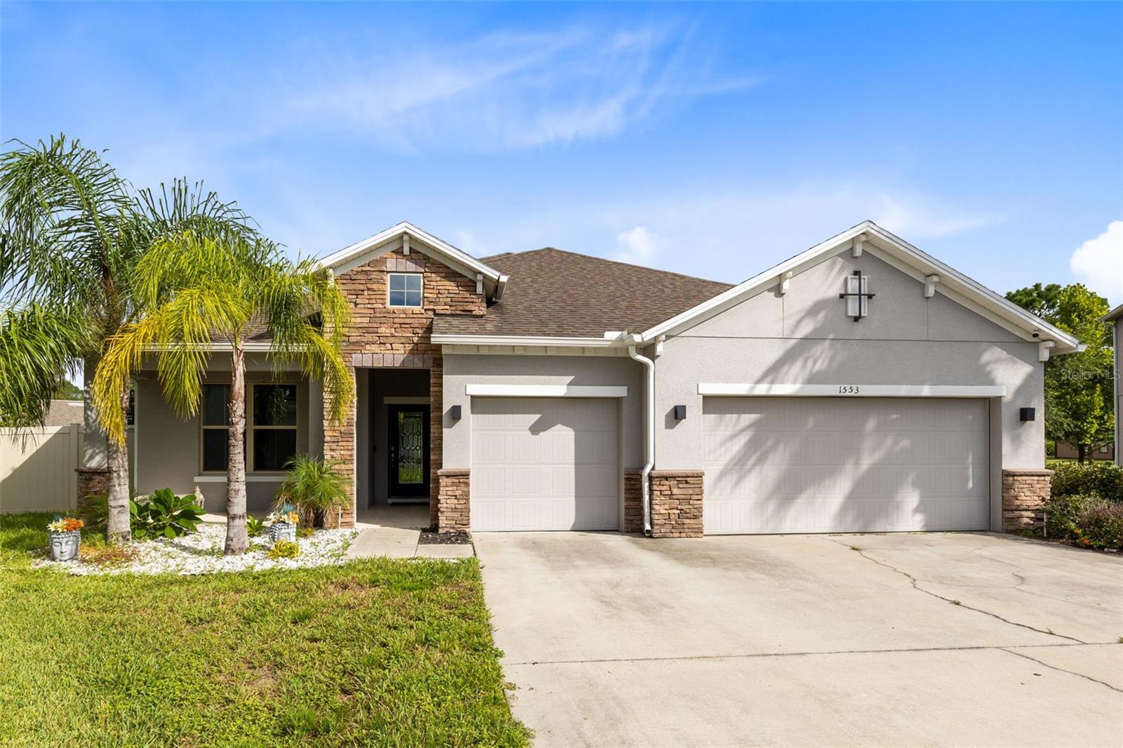 1553 PINE MARSH LOOP