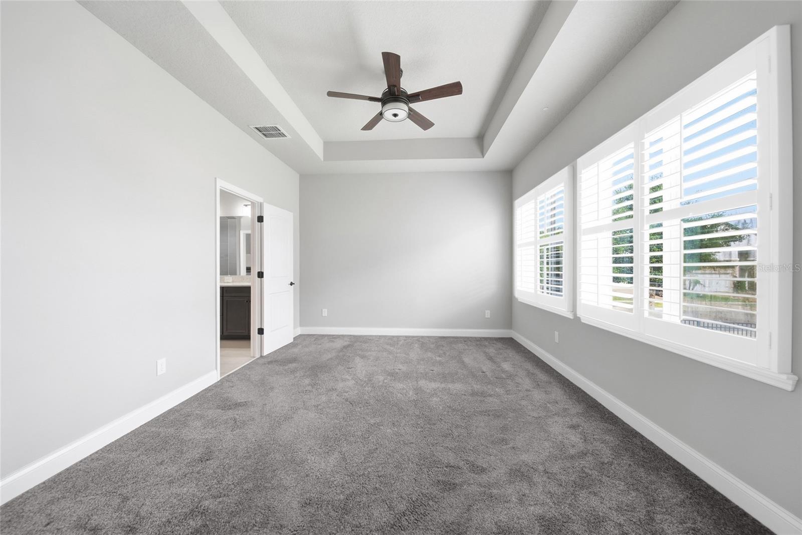 17026 CRESTMONT BLVD