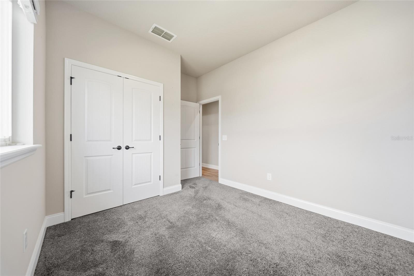 17026 CRESTMONT BLVD