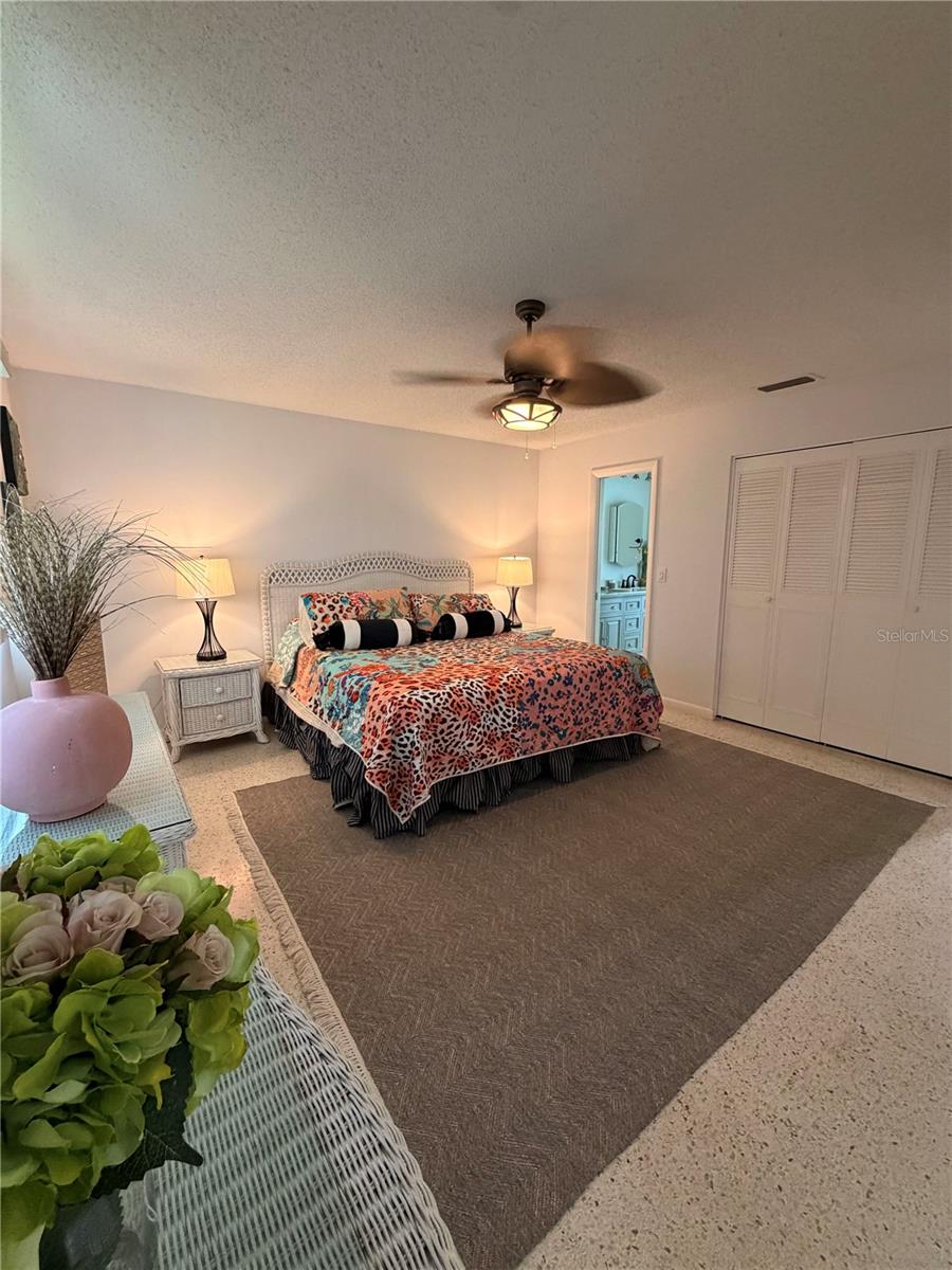 2910 SE SAN JERONIMO RD