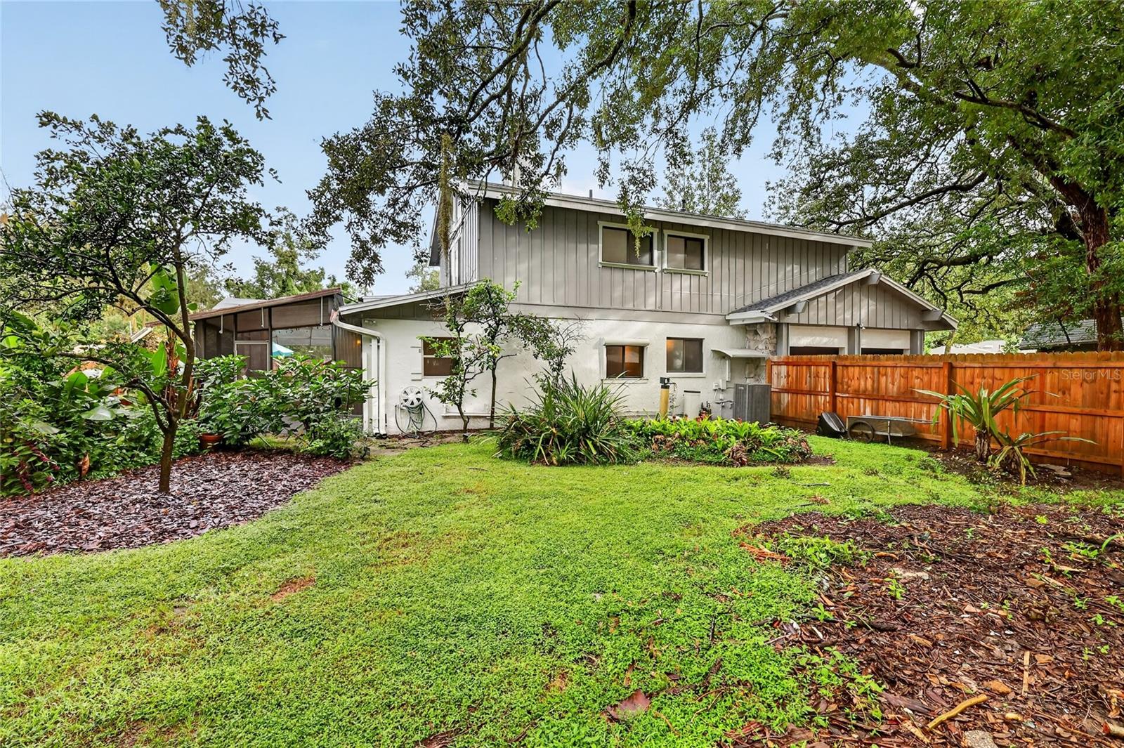 3512 MERIVALE DR