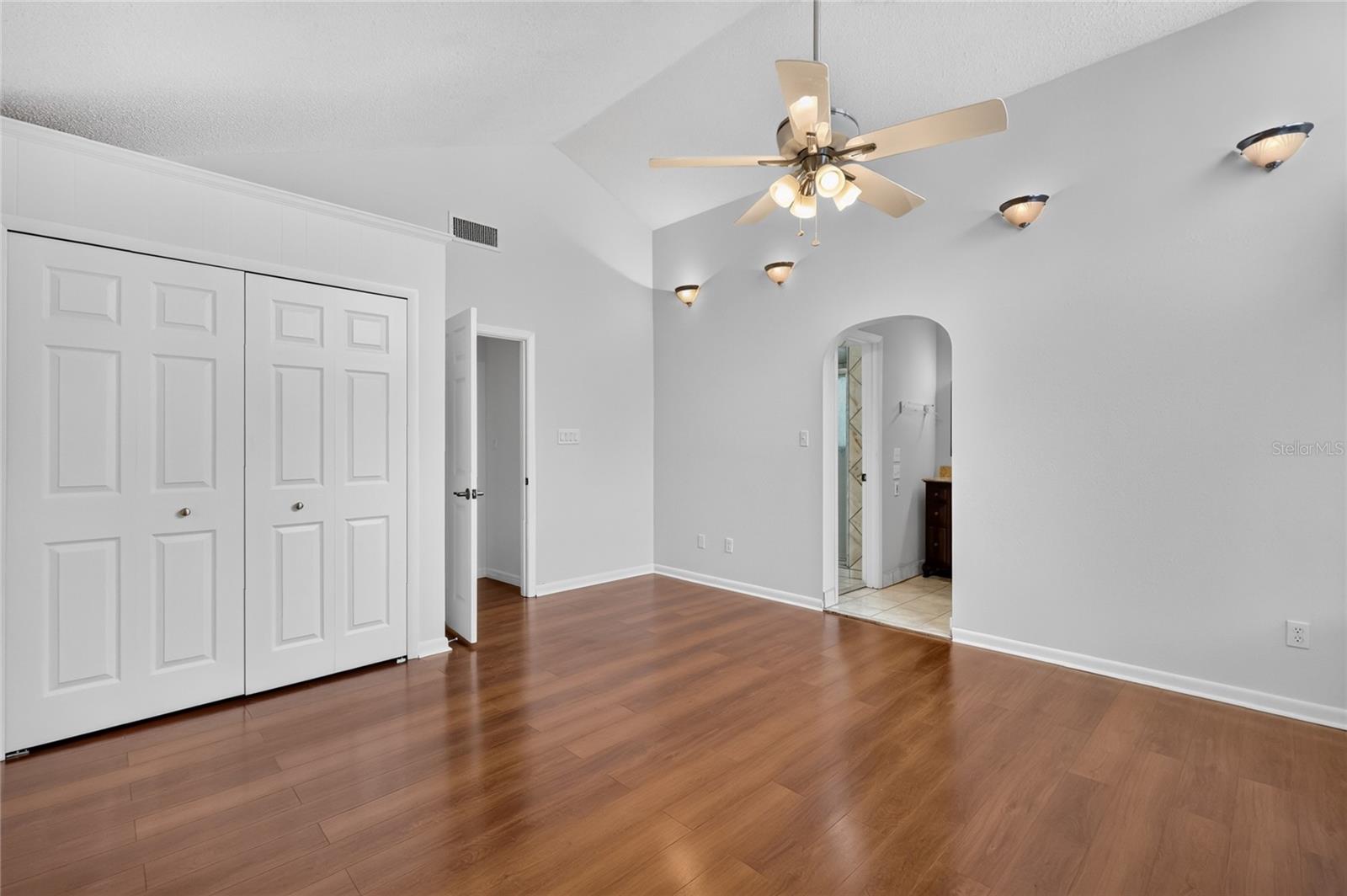3512 MERIVALE DR