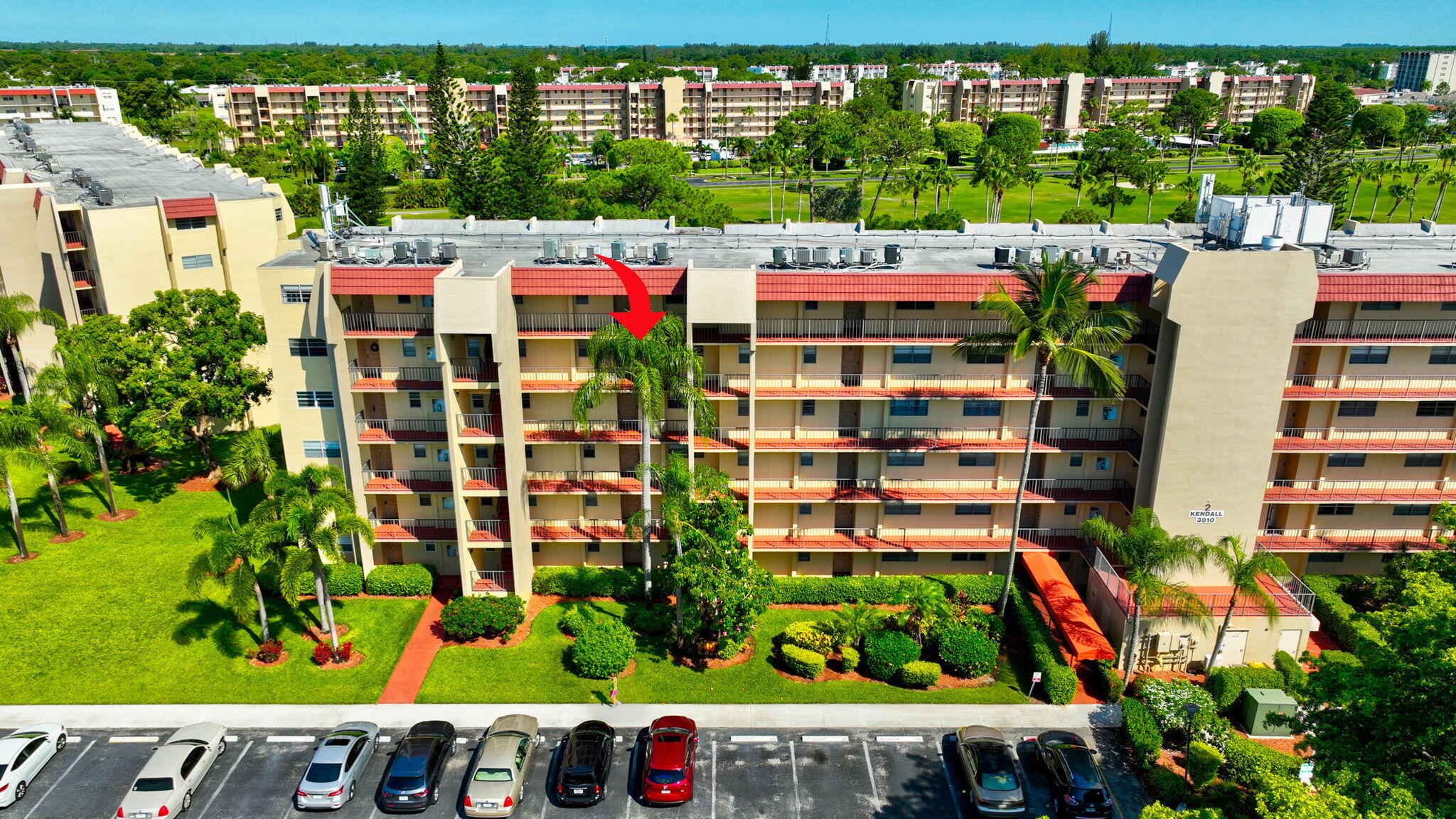 3810 Via Poinciana 502