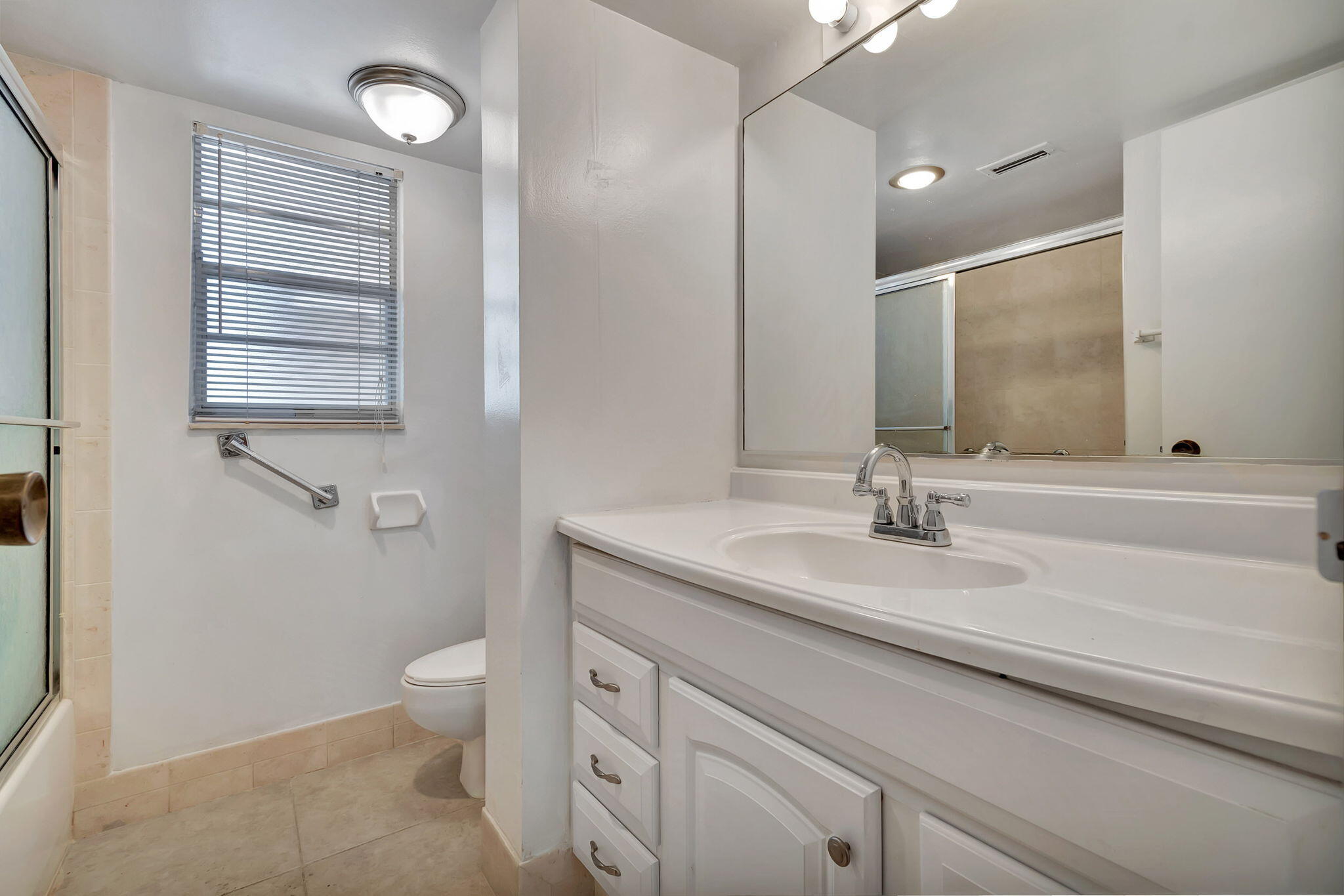 3810 Via Poinciana 502