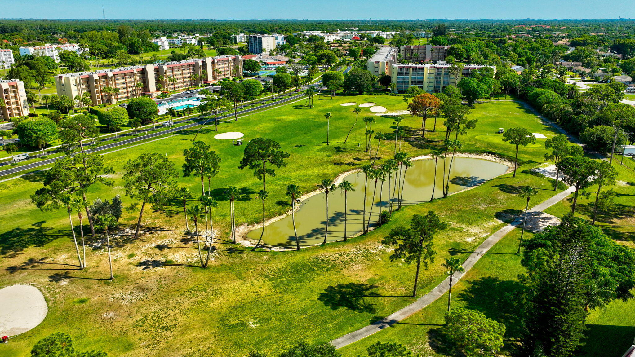 3810 Via Poinciana 502